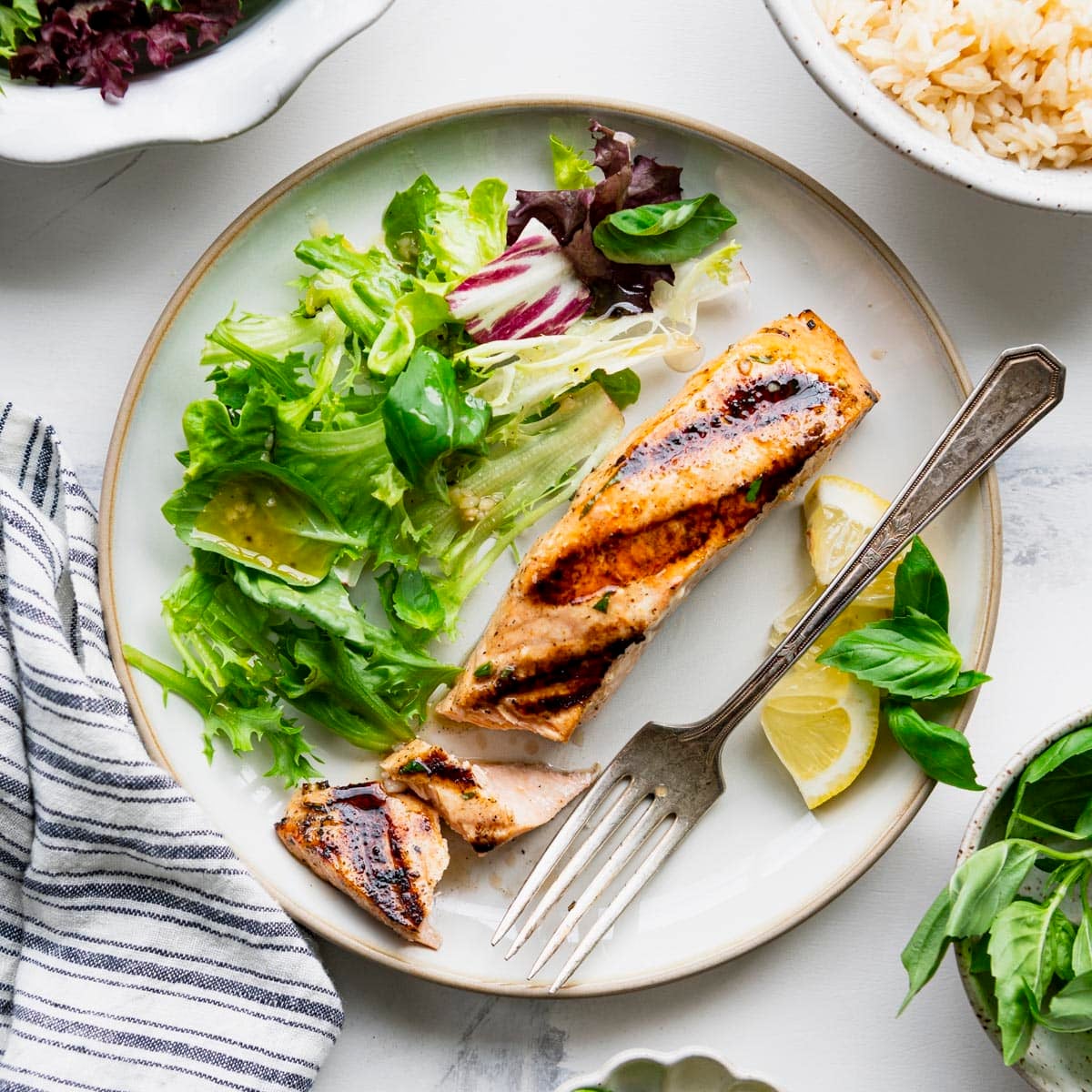 Unlock Flavor: Garlic Herb Marinated Salmon & Quality Tips